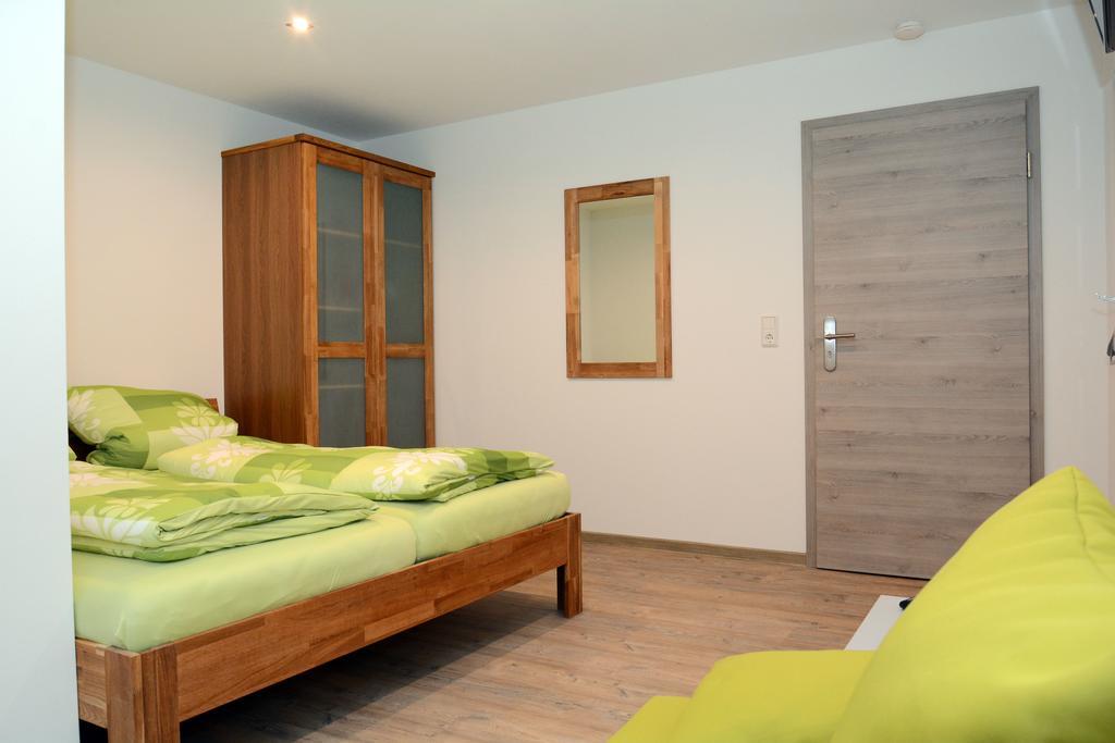 Pension Zum Hirsch Goda Room photo