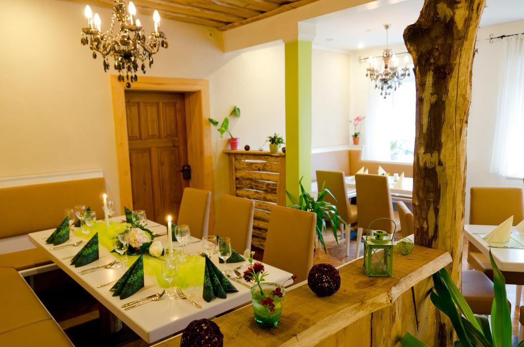 Pension Zum Hirsch Goda Exterior photo